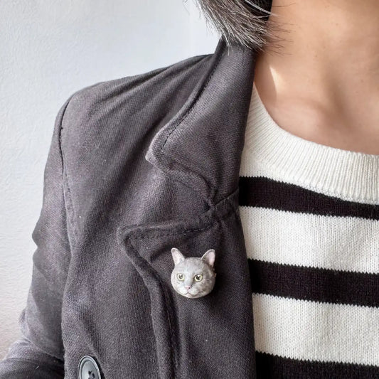 American Shorthair Brooch | Grey